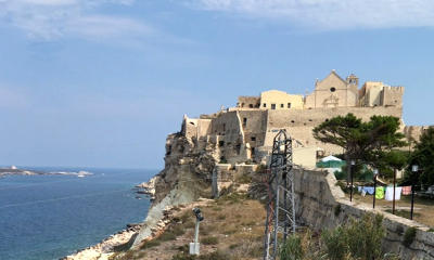 La chiesa di Santa Maria a Mare alle isole Tremiti.