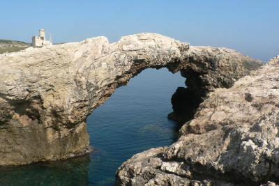 Architiello isola di Capraia alle Tremiti in Puglia.