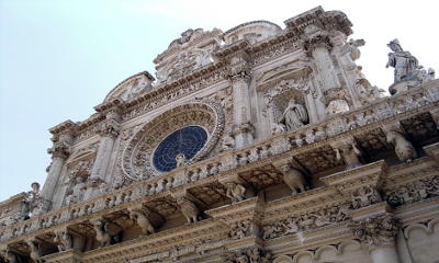 Il barocco leccese della chiesa di Santa Croce a Lecce.