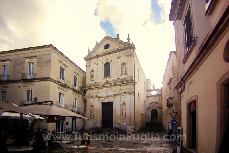 La Chiesa e l'ex Conservatorio di Sant'Anna a Lecce.