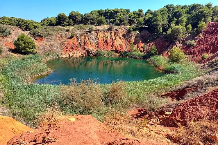 La cava di Bauxite vicino Otranto.