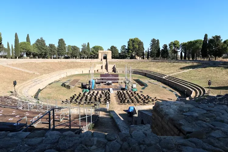 L'anfiteatro romano di Lucera, in provincia di Foggia.