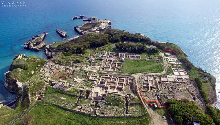 L'Area archeologica di Roca Vecchia è fra le più affascinanti e importanti di epoca Messapica.