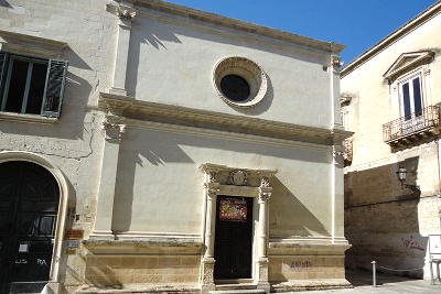 La piccola chiesa di Santa Elisabetta nel centro di Lecce.