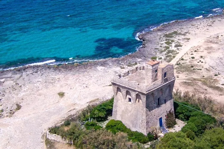 La Torre Sabea sulla costa di Rivabella a Gallipoli, nel Salento.