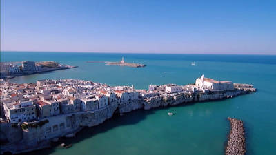 La bellissima Vieste in Puglia, sul promontorio del Gargano.